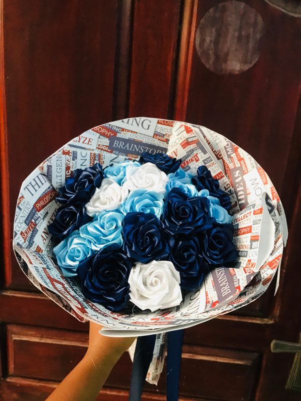 30 roses boquet