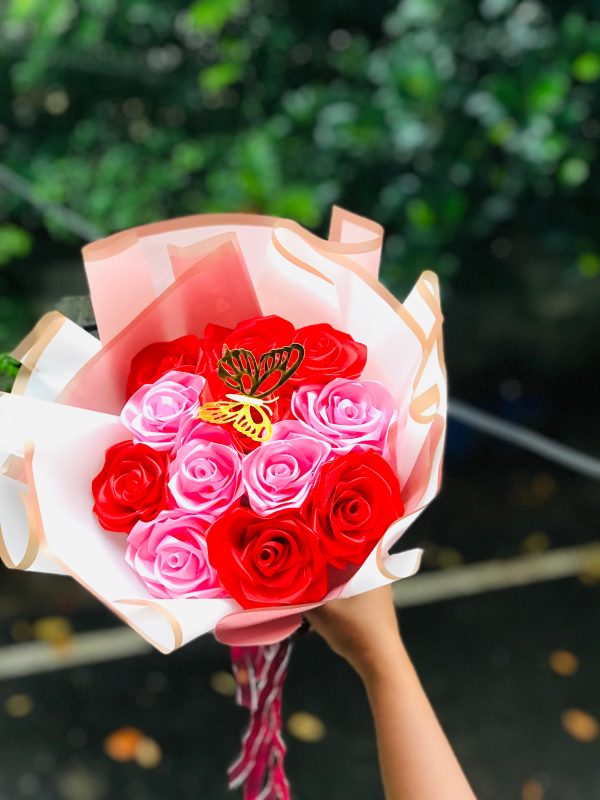 08 Roses Bouquet